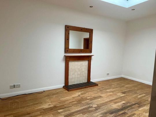 1 Abercorn Drive, Ballyclare, BT39 9AE - Photo 1