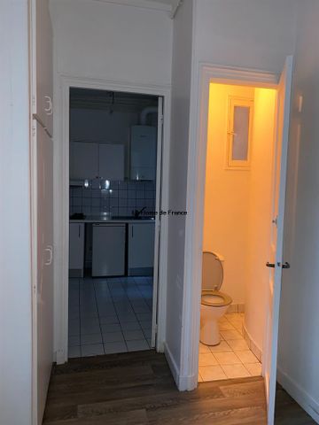 Location Appartement 3 pièces 56m² PARIS 5ème - Photo 4