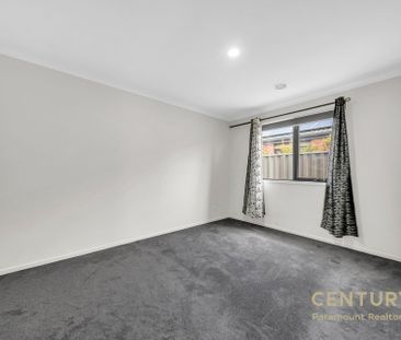 Modern Family Home with Premium Upgrades in a Prime Wyndham Vale Lo... - Photo 4