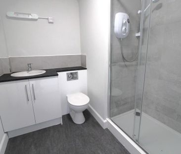 2 bedroom flat to rent - Photo 6