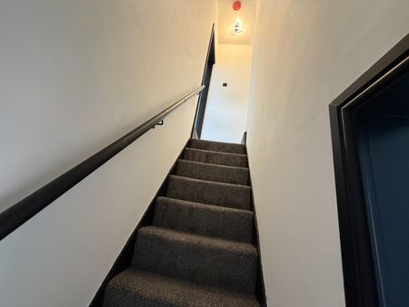 3 Bed Terraced House, Kensington St, LE4 - Photo 4