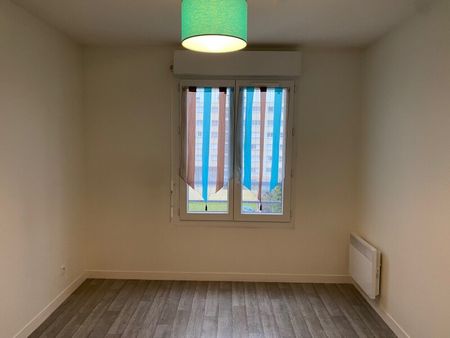 Location Appartement 2 pièces 40m² ORLEANS 45000 - Photo 4