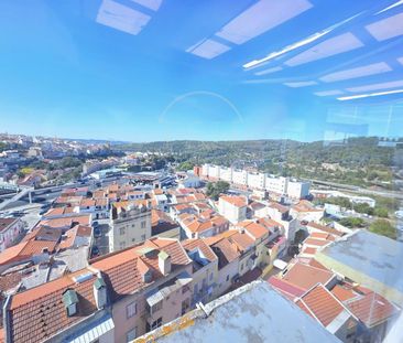 Lisboa - Campolide. T1+1 remodelado e mobilado. Vistas panorâmicas - Photo 4