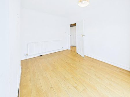 2 bedroom maisonette to rent - Photo 5