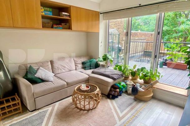 Beautiful 775 Sq. Ft. period conversion - Photo 1