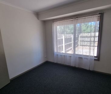 Unit 2/4 Forde Court - Photo 5