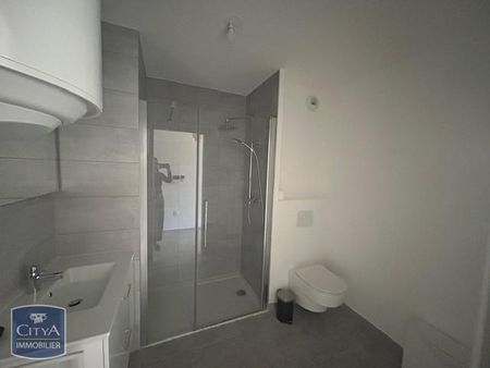 Location Appartement 1 pièce 28m² CLERMONT FERRAND 63000 - Photo 3
