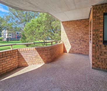 RENOVATED 2 BEDROOM UNIT WITH SPLIT AIR CONDITIONER - Photo 6