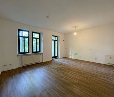 Dresden-Mickten: Altbauwohnung mit Balkon! - Photo 2