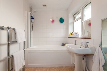 3 bedroom house to rent - Photo 3