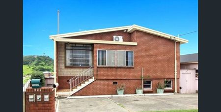 2/260 Flagstaff Rd - Photo 3