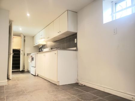 For Lease - 23 Lumbervale Avenue Unit# Lower, Toronto, Ontario - Photo 4