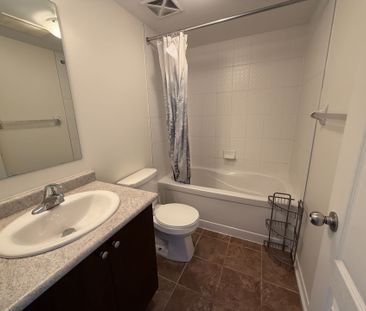 For Lease - 5605 Oscar Peterson Boulevard Unit# 6, Mississauga, Ont... - Photo 5