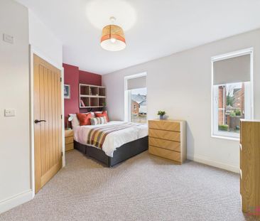 1 bedroom in a house share to rent - Photo 2