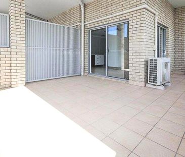 2/189 Cavendish Road, 4151, Coorparoo Qld - Photo 5