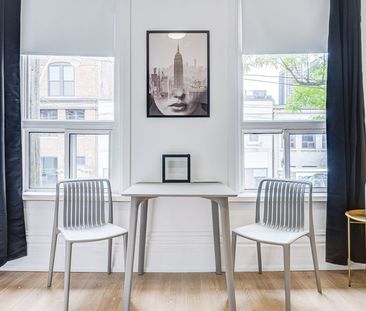 Parliament Street - Photo 3