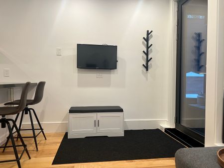 For Lease - 7 Glen Eden Crescent Unit# Basement, Toronto, Ontario - Photo 3