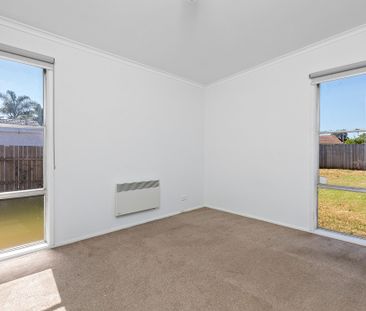 Family Home with Split-System Air Conditioning - Photo 2