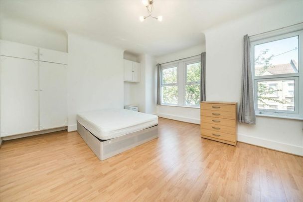 Rookstone Road, Tooting, SW17 - Photo 1