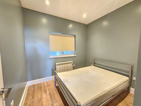 2 Bed Flat, Park Street, LU1 - Photo 3