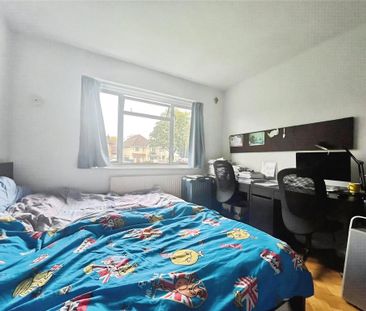 2 bedroom maisonette to rent - Photo 3