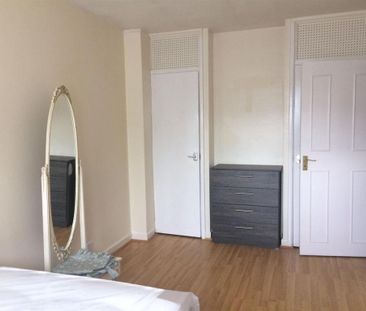 3 bedroom maisonette to rent - Photo 5