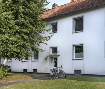 Frei ab Anfang April! Günstig geschnittene 3 ZKB-Balkon-Wohnung im ... - Photo 1