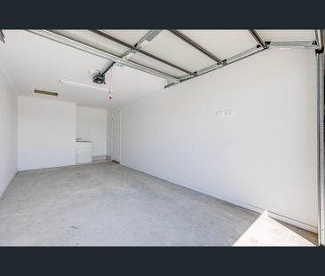 2/19 Montana Circuit, Logan Reserve, Qld 4133 - Photo 2