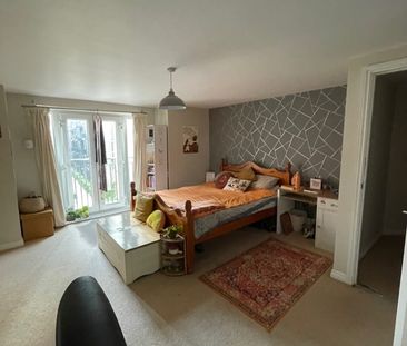 3 Bed Flat, Middlewood Street, M5 - Photo 5