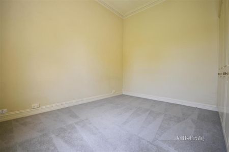 210 Grant Street, Golden Point - Photo 2