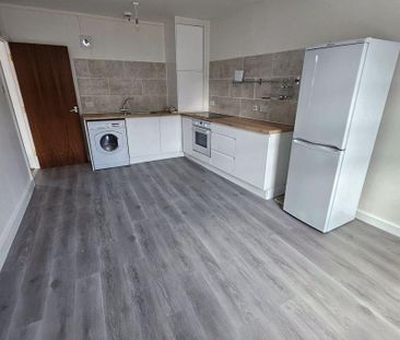 2 bedroom property to rent - Photo 2