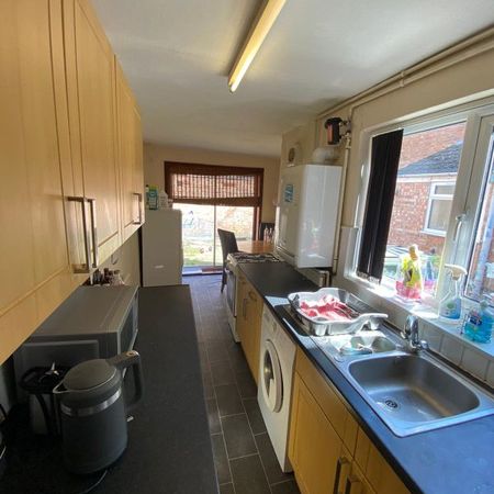 28 Albert Street - Video Tour - No Deposit Loughborough - Photo 3