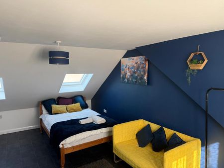 1 bedroom in a house share to rent - Photo 4