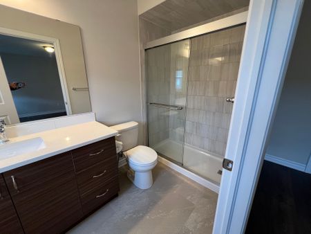 For Lease - 195 HARMATTAN Avenue, Stittsville - Munster - Richmond, Ontario - Photo 3