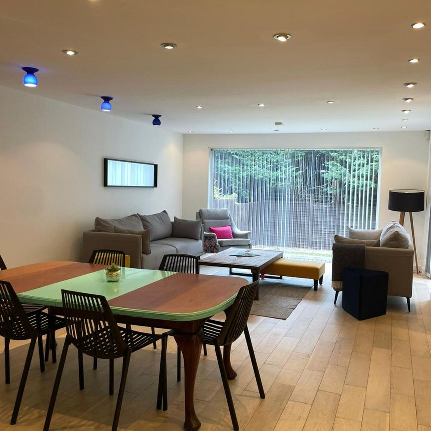 33 Grove Lane, Wolverhampton, WV6 8NJ - Photo 1