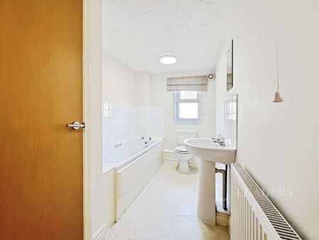 Caddow Road, Norwich, NR5 - Photo 4