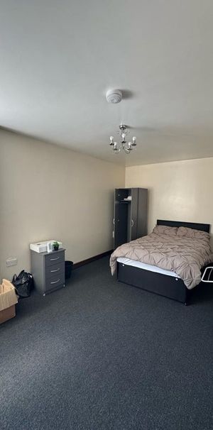 Room in a Shared Flat, Birmingham, B33 - Photo 1