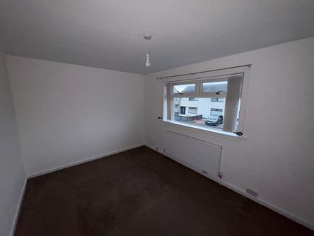2 bedroom semi-detached house to rent - Photo 4