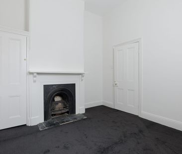 Charming Victorian in a quiet Brunswick pocket - Photo 2