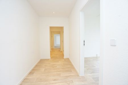 Frisch saniert / Große Küche / 2 Bäder - Photo 5