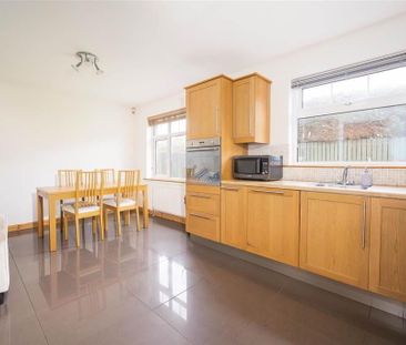 18 Ashmount Park, Belfast, BT4 2JF - Photo 5