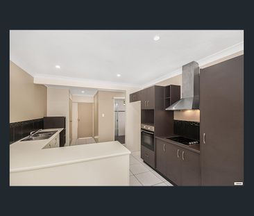 For Rent: 2/115 Thirteenth Avenue, Railway Estate - $430 Per Week - Photo 3