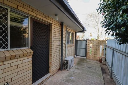 8/74 Best Street, Wagga Wagga, NSW - Photo 4