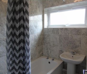 2 bedroom ground floor flat to rent - Photo 6