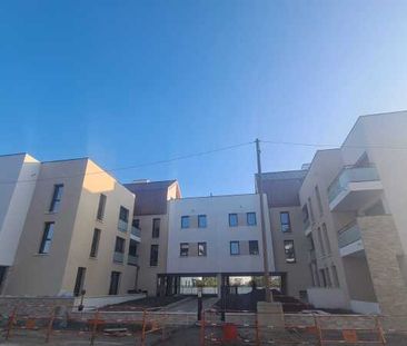 Location Appartement 2 pièces 41m² ST JEAN DE LA RUELLE 45140 - Photo 4