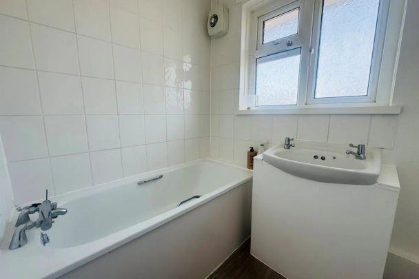 Ockenden Close, SOUTHSEA - Photo 1