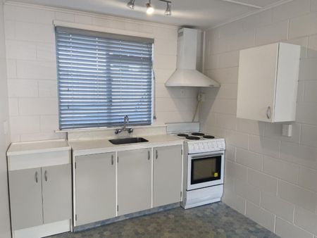1 Bedroom Unit - Central Location - Photo 4
