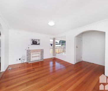 Perfectly Positioned - Photo 2