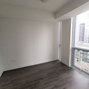 1 Yorkville Avenue #1006 - Photo 2