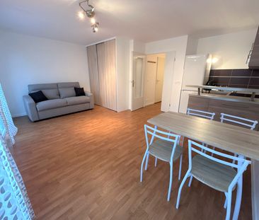 Location Appartement 1 pièce 32m² - Photo 2